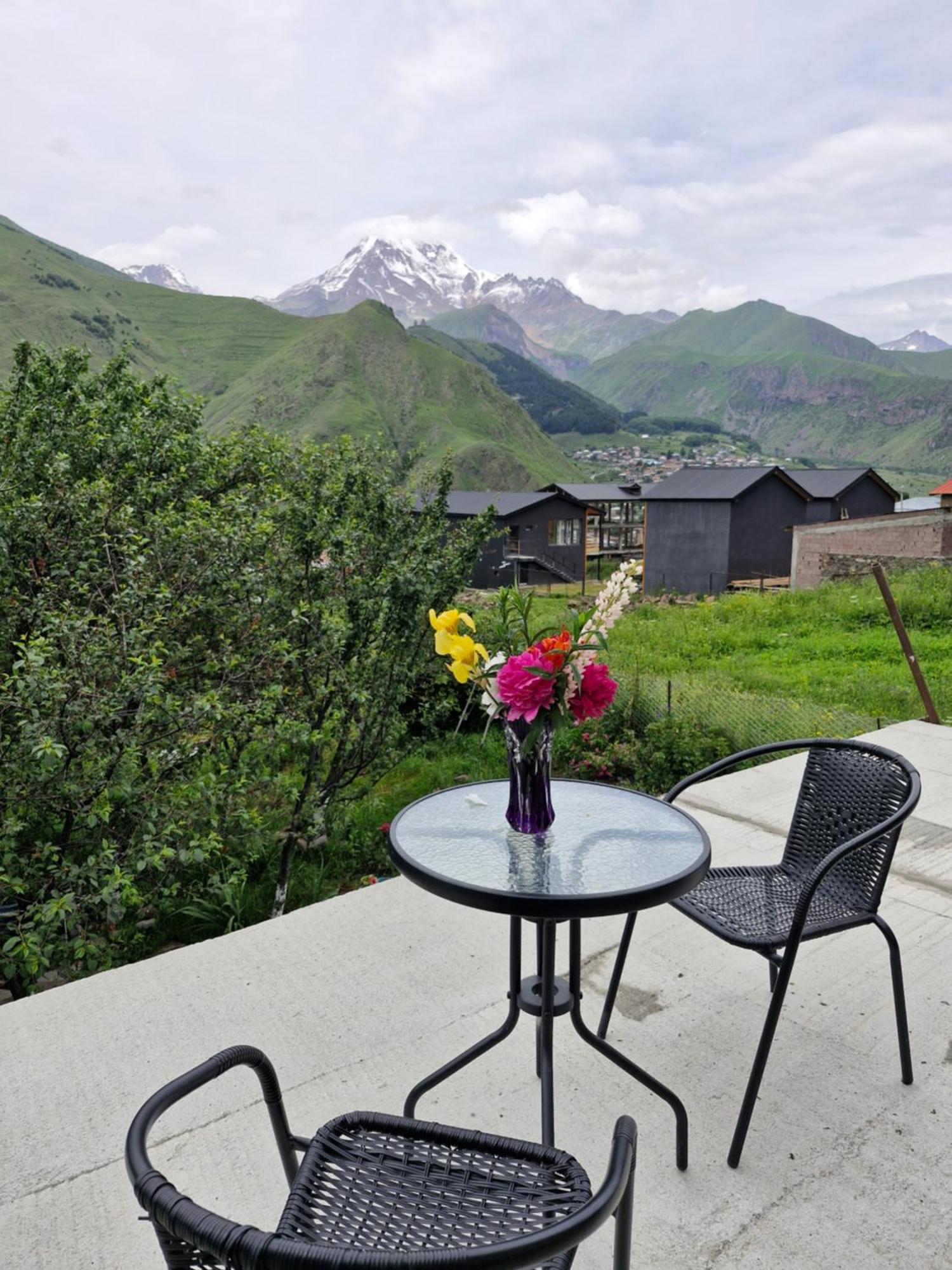Maiko Guest House Kazbegi Dış mekan fotoğraf