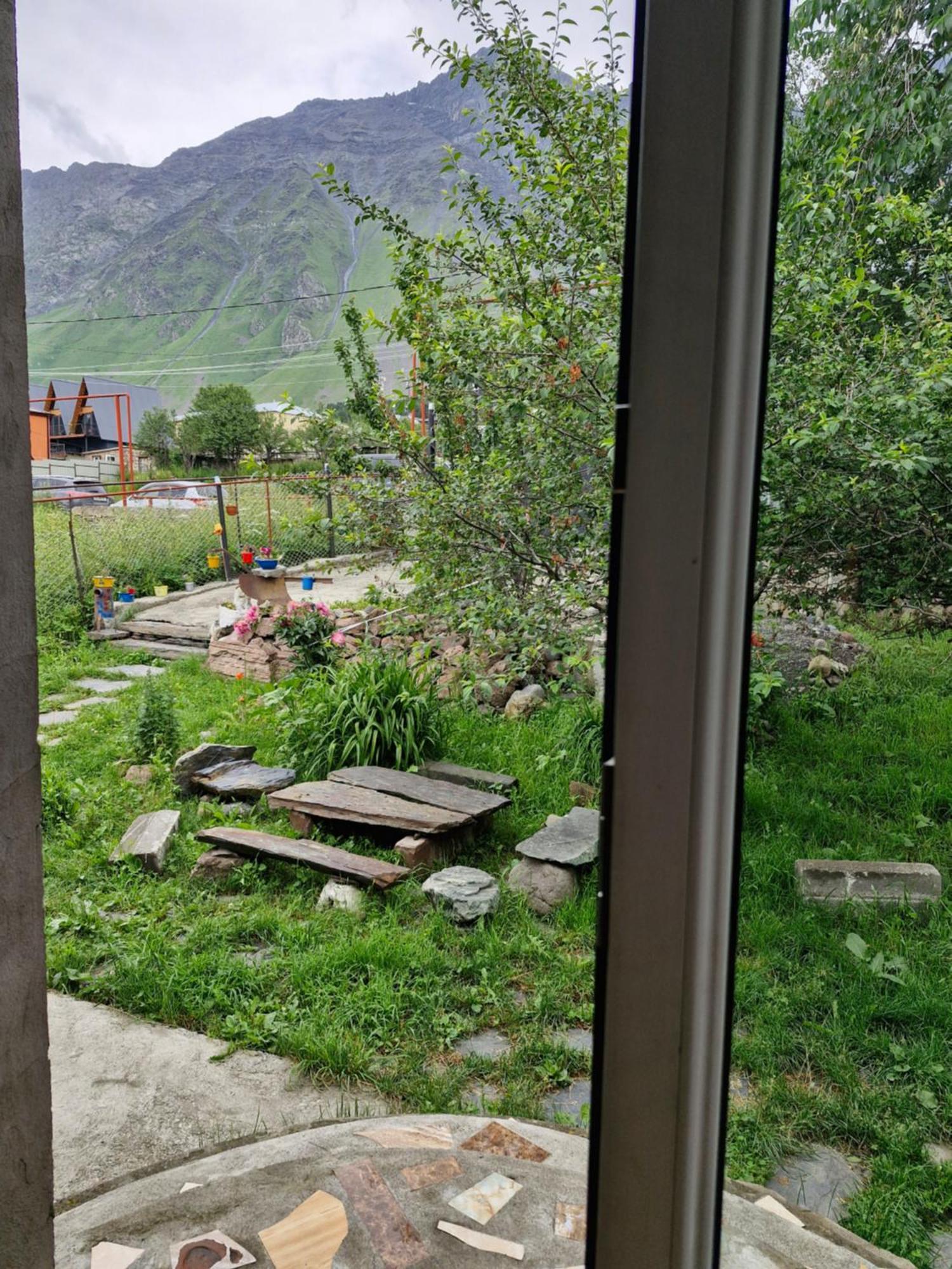 Maiko Guest House Kazbegi Dış mekan fotoğraf